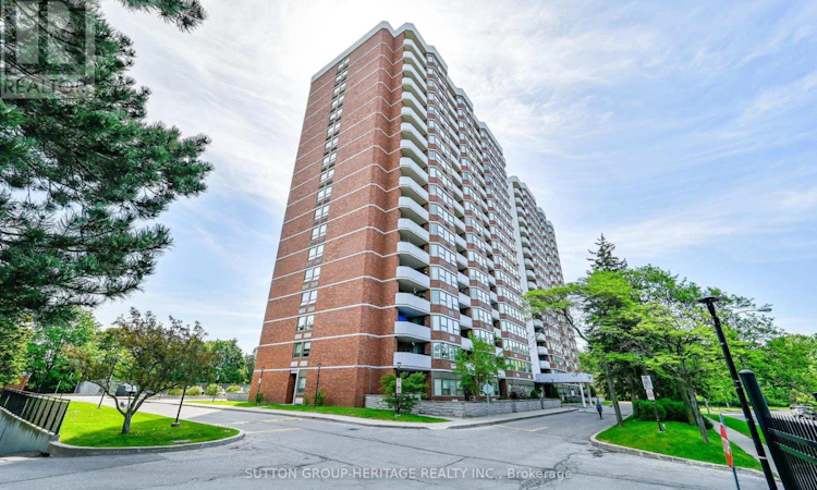 1915-121 Ling Road