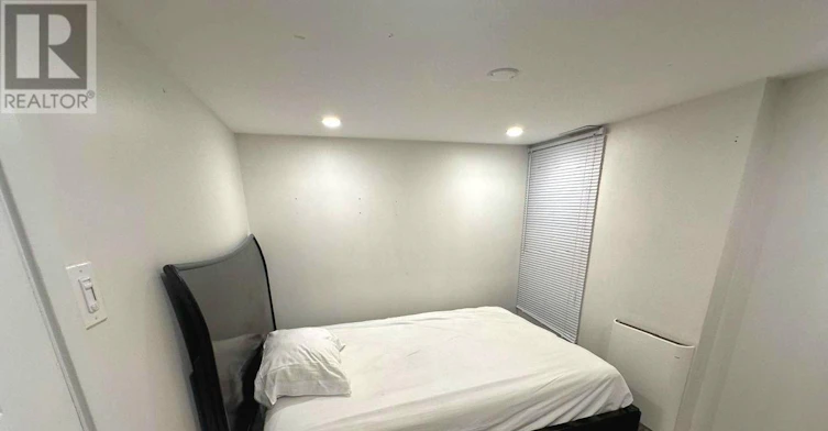 LOWER-1399 Lansdowne Avenue, Toronto, ON, M6H 3Z9 - 14