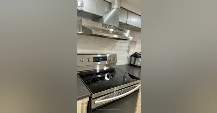 LOWER-1399 Lansdowne Avenue, Toronto, ON, M6H 3Z9 - 8