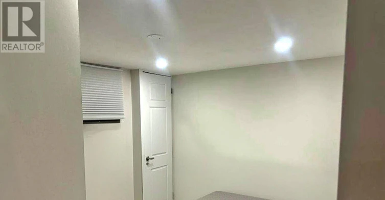LOWER-1399 Lansdowne Avenue, Toronto, ON, M6H 3Z9 - 2