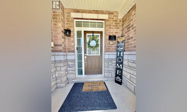 8 Lidstone Street
