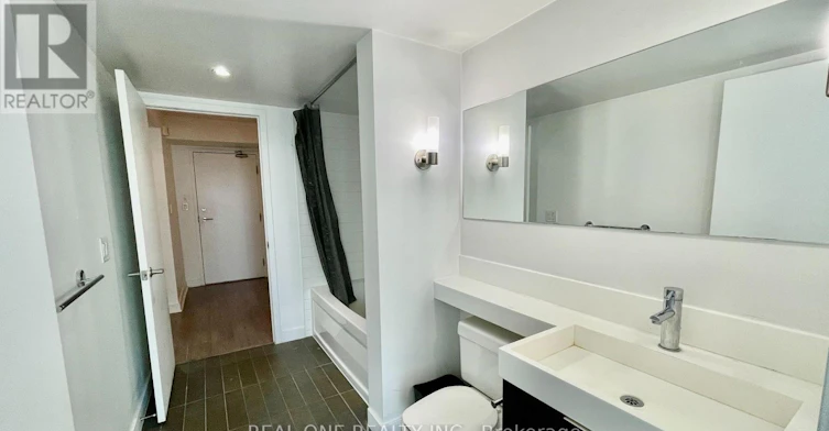 2816-25 Telegram Mews, Toronto, ON, M5V 3Z9 - 15