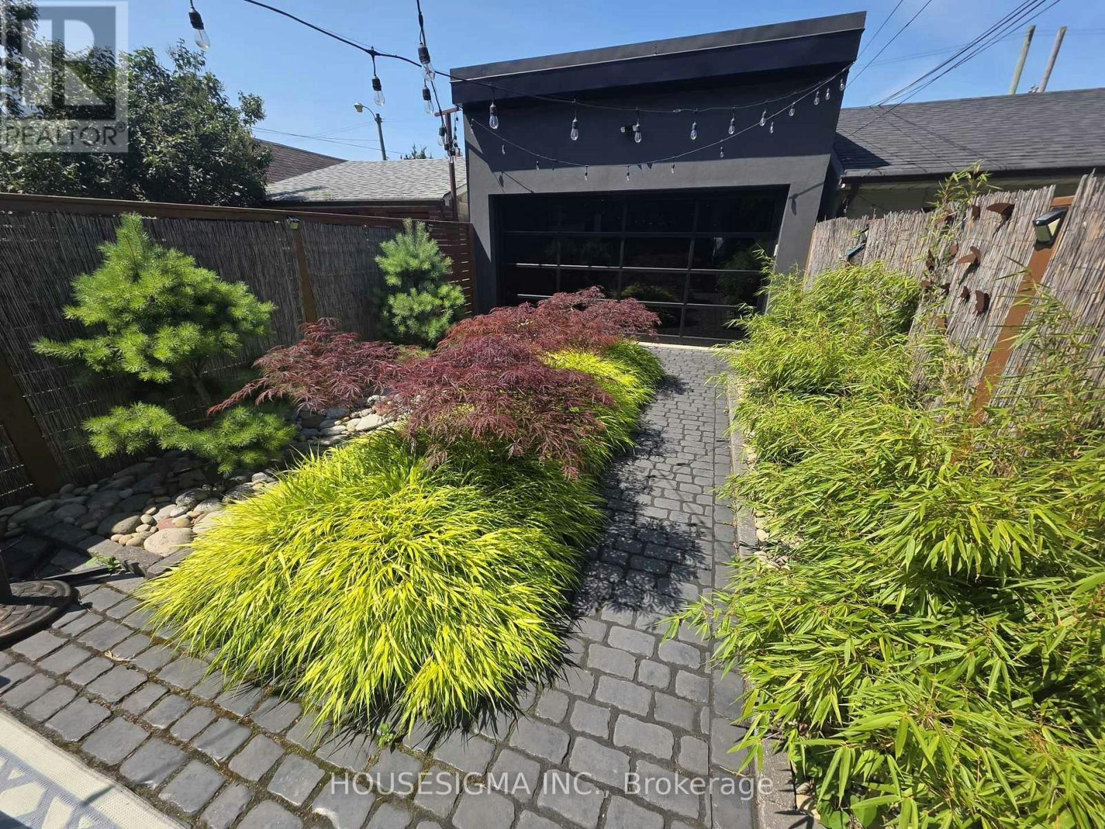 MAIN-274 Roxton Road, Toronto, ON, M6G 3P9 - 40