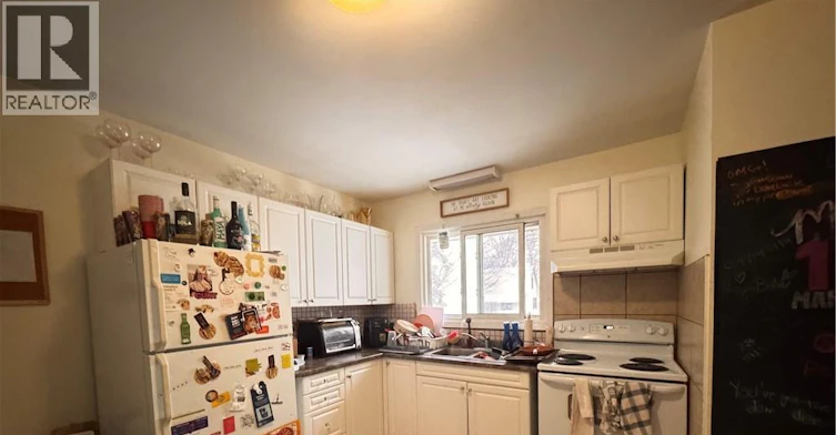 105 Marshall Street, Waterloo, ON, N2J 2T5 - 3