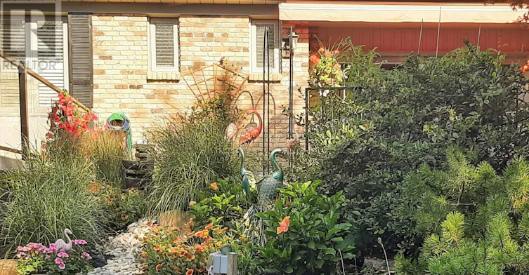 UPPER Level (Only) 184 Dundas Street E, Hamilton, ON, L8N 2Z7 - 6
