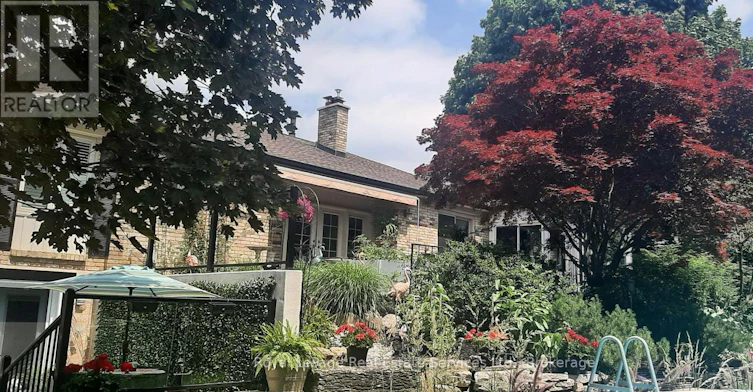 UPPER Level (Only) 184 Dundas Street E, Hamilton, ON, L8N 2Z7 - 12