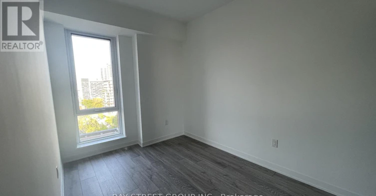 902-10 Oak Street, Toronto, ON, M5A 0Z1 - 5