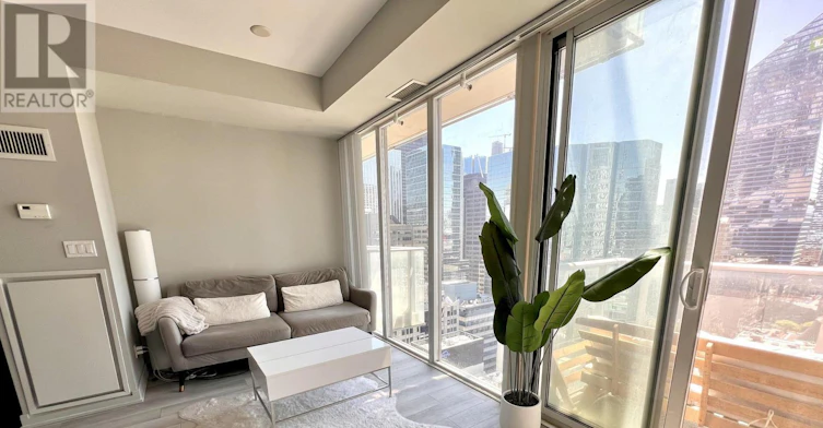 2302-126 Simcoe Street, Toronto, ON, M5H 4E6 - 2