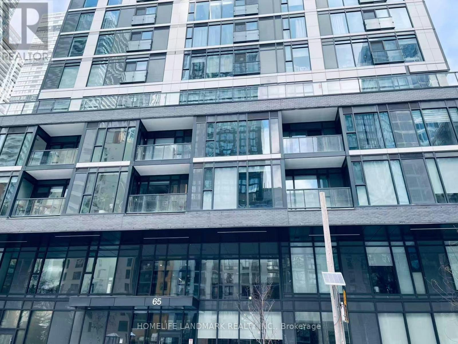 704-65 Mutual Street, Toronto, ON, M5B 0E5