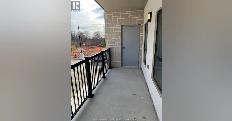 204-3290 Stella, Windsor, ON, N8T 0B7 - 3
