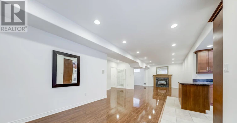 LOWER-L-248 Dunview Avenue, Toronto, ON, M2N 4J2 - 3