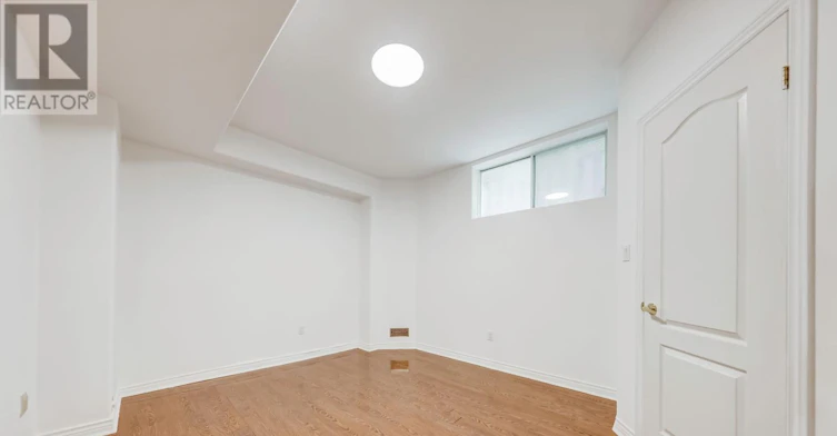 LOWER-L-248 Dunview Avenue, Toronto, ON, M2N 4J2 - 15