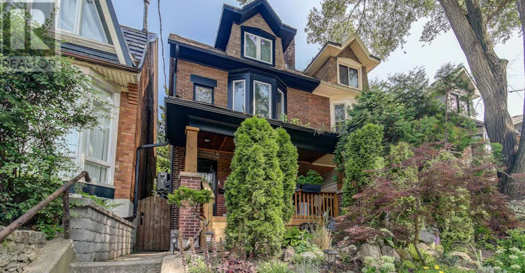 REAR-95 Parkside Drive, Toronto, ON, M6R 2Y8 - 2