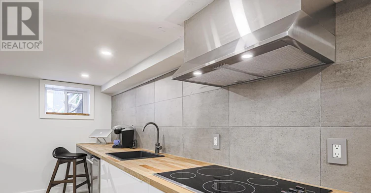 REAR-95 Parkside Drive, Toronto, ON, M6R 2Y8 - 9