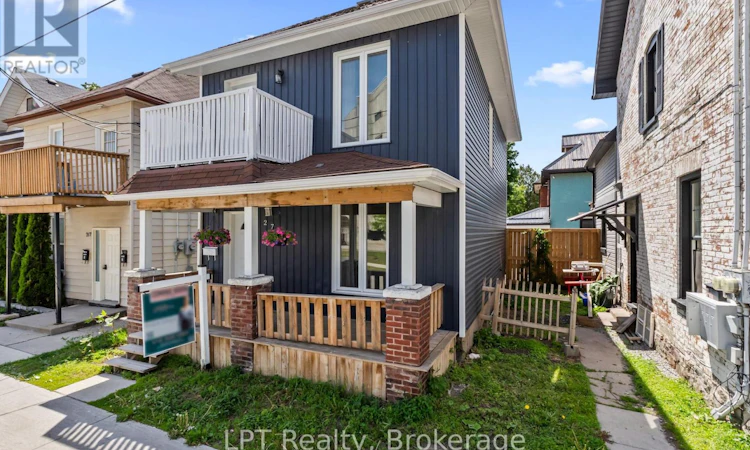273 Bethune Street