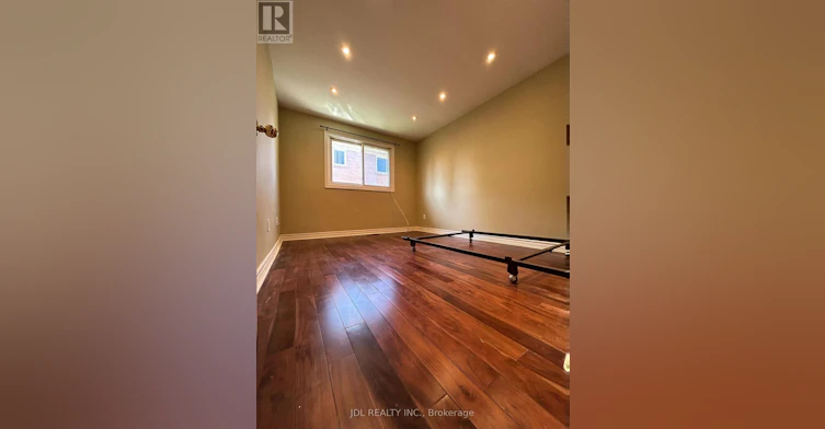MAIN FLOOR-23 Pineway Blvd Boulevard, Toronto, ON, M2H 1A3 - 13