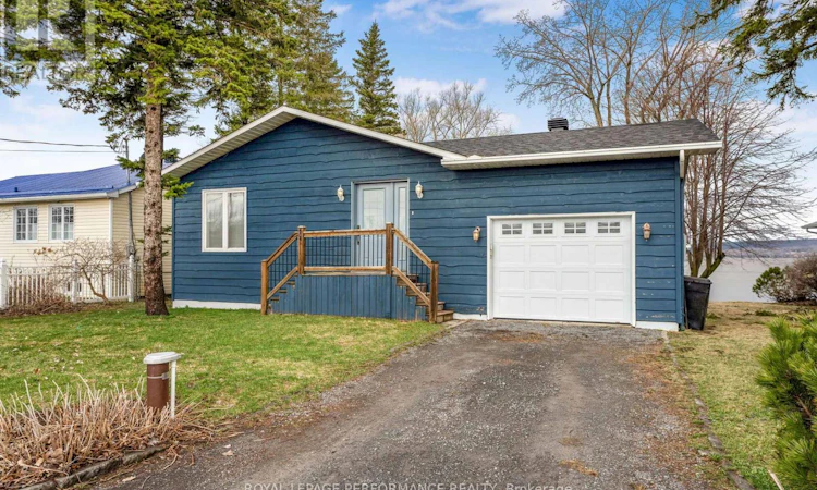 922 Lalonde Road