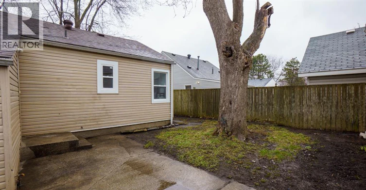 1296 Elm Avenue, Windsor, ON, N8X 2B5 - 14