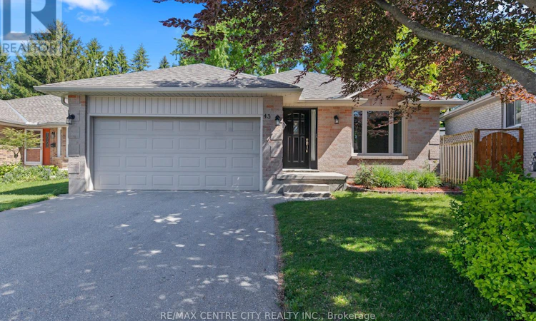 43 Toronado Place