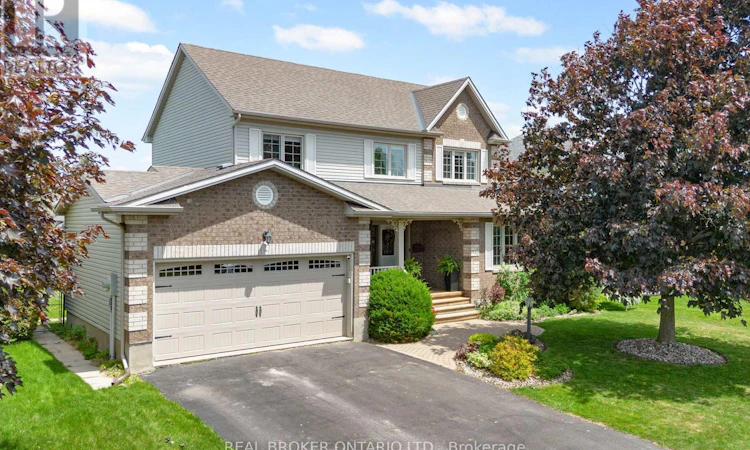 16 Forest Creek Drive