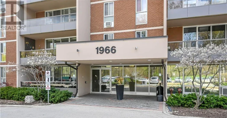 1503-1966 Main Street W, Hamilton, ON, L8S 1J6 - 3