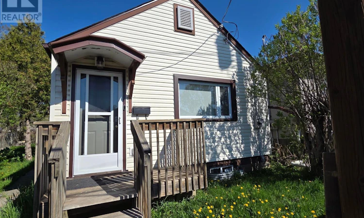 84 Machar Avenue