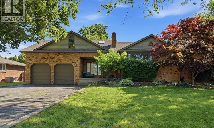 4330 Casgrain Drive
