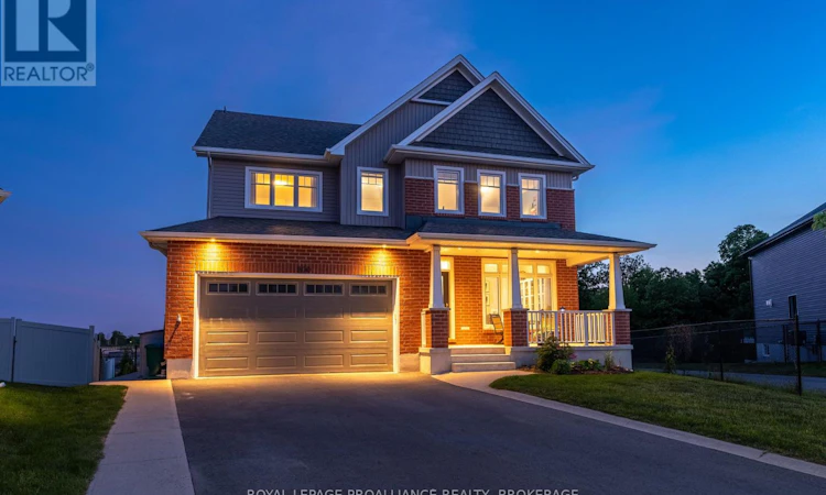 800 Riverview Way