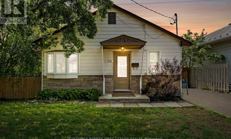1246 Kitchener Avenue
