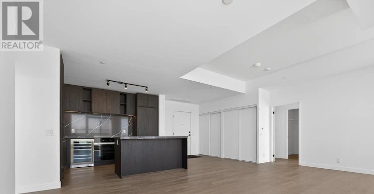 1502-1050 Eastern Avenue, Toronto, ON, M4L 0B7 - 10