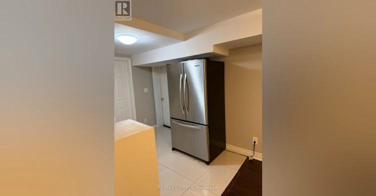 182 Timber Lane, Vaughan, ON, L4L 3J9 - 4