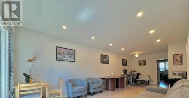 221 Browndale Crescent, Richmond Hill, ON, L4C 3H9 - 6