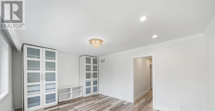 2-50 Arcadian Circle, Toronto, ON, M8W 2Y9 - 5