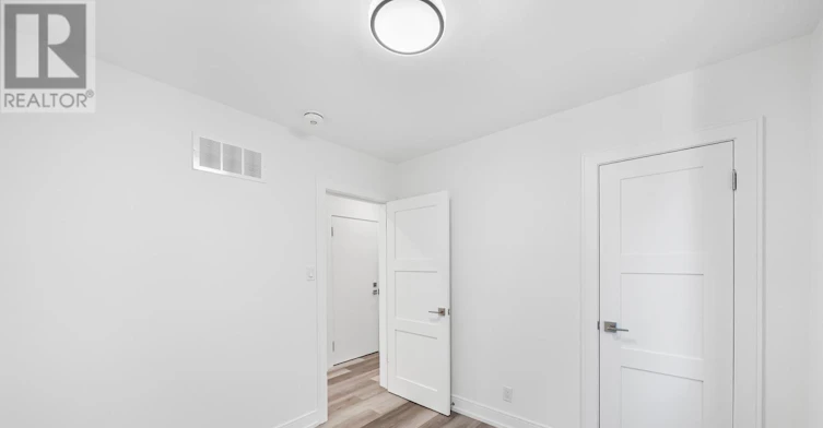 2-50 Arcadian Circle, Toronto, ON, M8W 2Y9 - 10