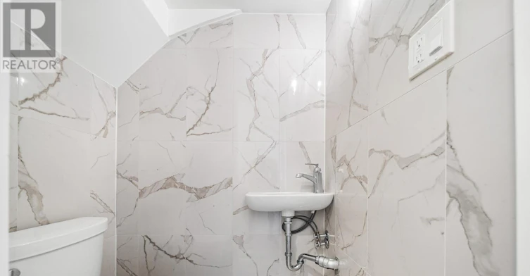 2-50 Arcadian Circle, Toronto, ON, M8W 2Y9 - 13