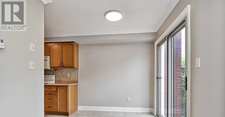 2399 Newcastle Crescent, Oakville, ON, L6M 4P8 - 5
