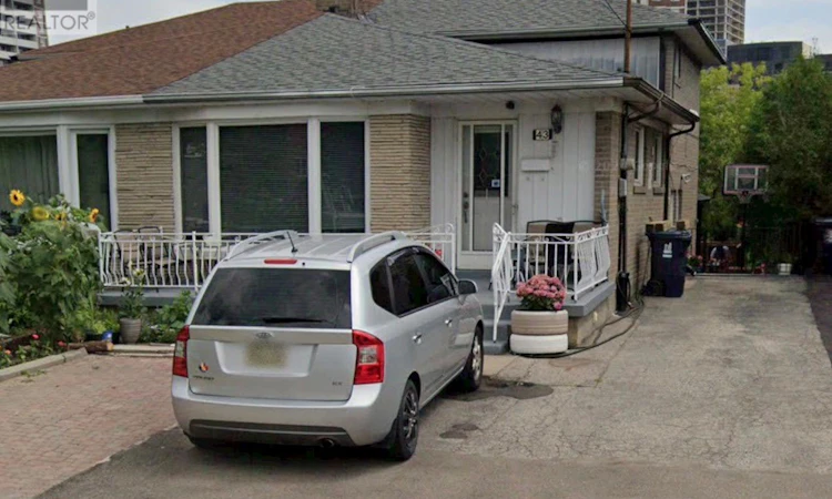 43 Lindylou Road