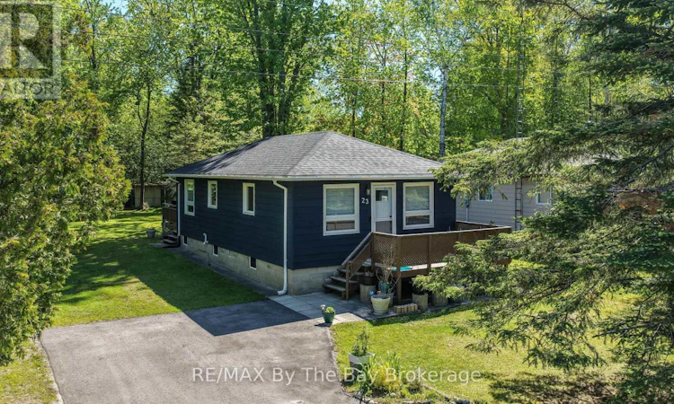 23 Sunnidale Road N