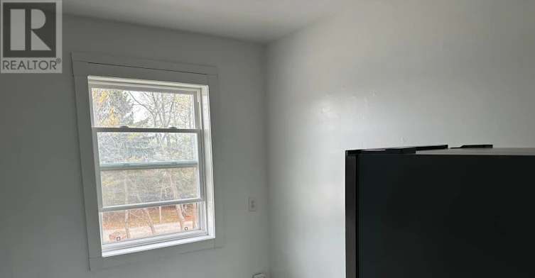 4-119 Rossland Road E, Oshawa, ON, L1G 2W5 - 11