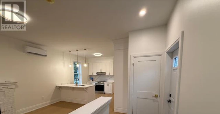 24 Ashley Street, Hamilton, ON, L8L 5S3 - 3