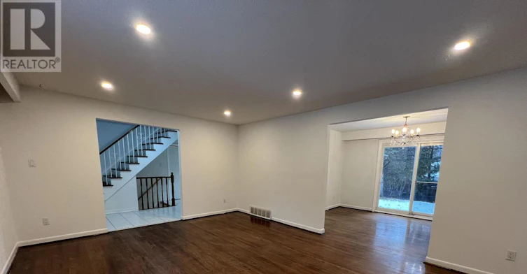 298 Newton Drive, Toronto, ON, M2M 2P8 - 4