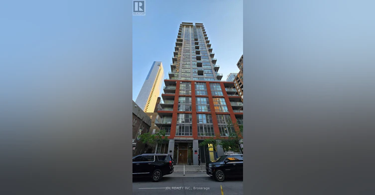1506-126 Simcoe Street, Toronto, ON, M5H 4E6