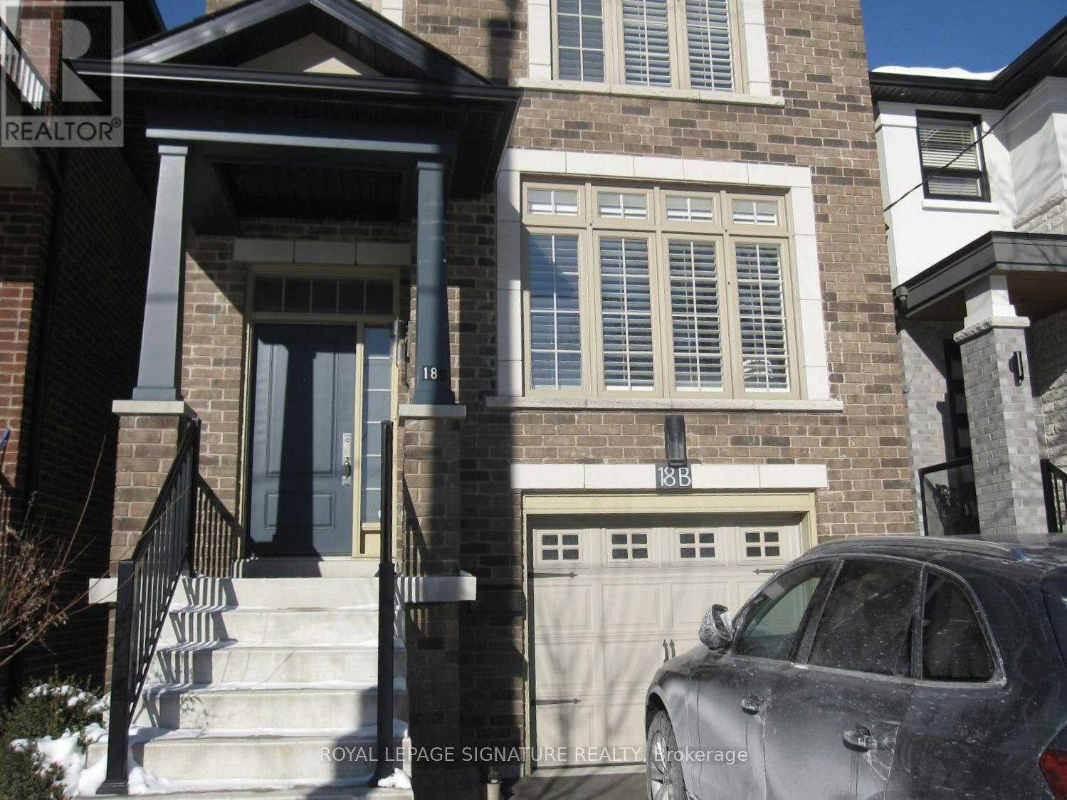 18B Algoma Street, Toronto, ON, M8Y 1C3