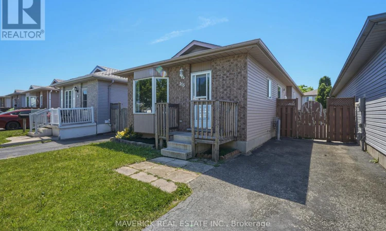 315 Simpson Crescent
