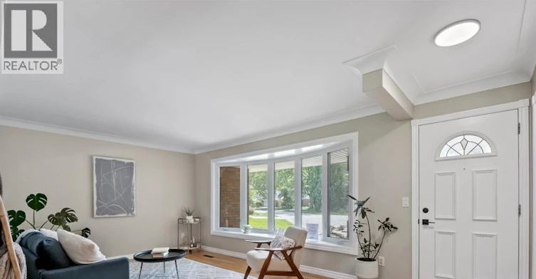 5710 Dalton Avenue, Lasalle, ON, N9H 1M8 - 5