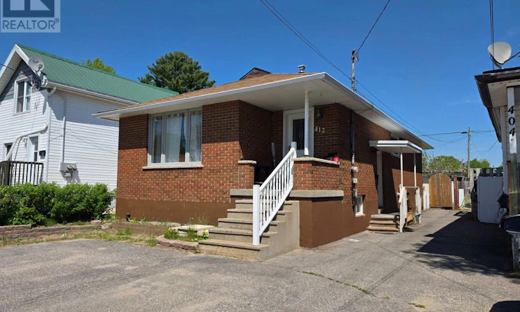 412 King Street W