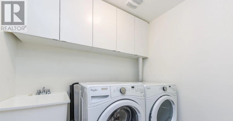 33 Salvador Allende Court, Toronto, ON, M6G 0A3 - 20