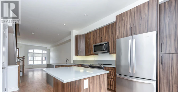 33 Salvador Allende Court, Toronto, ON, M6G 0A3 - 13