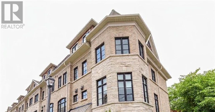 33 Salvador Allende Court, Toronto, ON, M6G 0A3 - 7