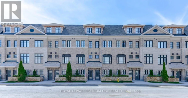33 Salvador Allende Court, Toronto, ON, M6G 0A3